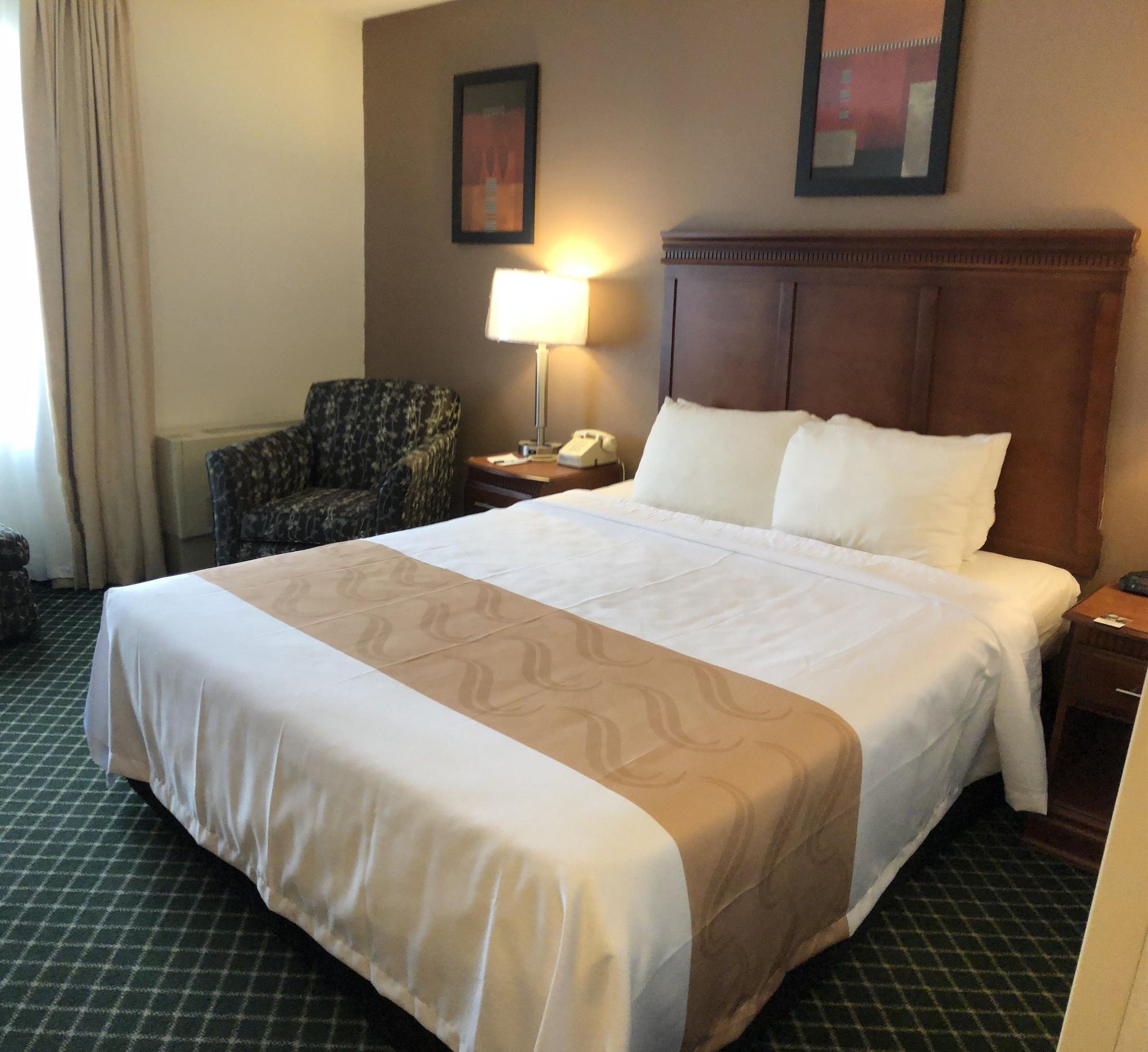 Quality Inn Colchester - Burlington Esterno foto