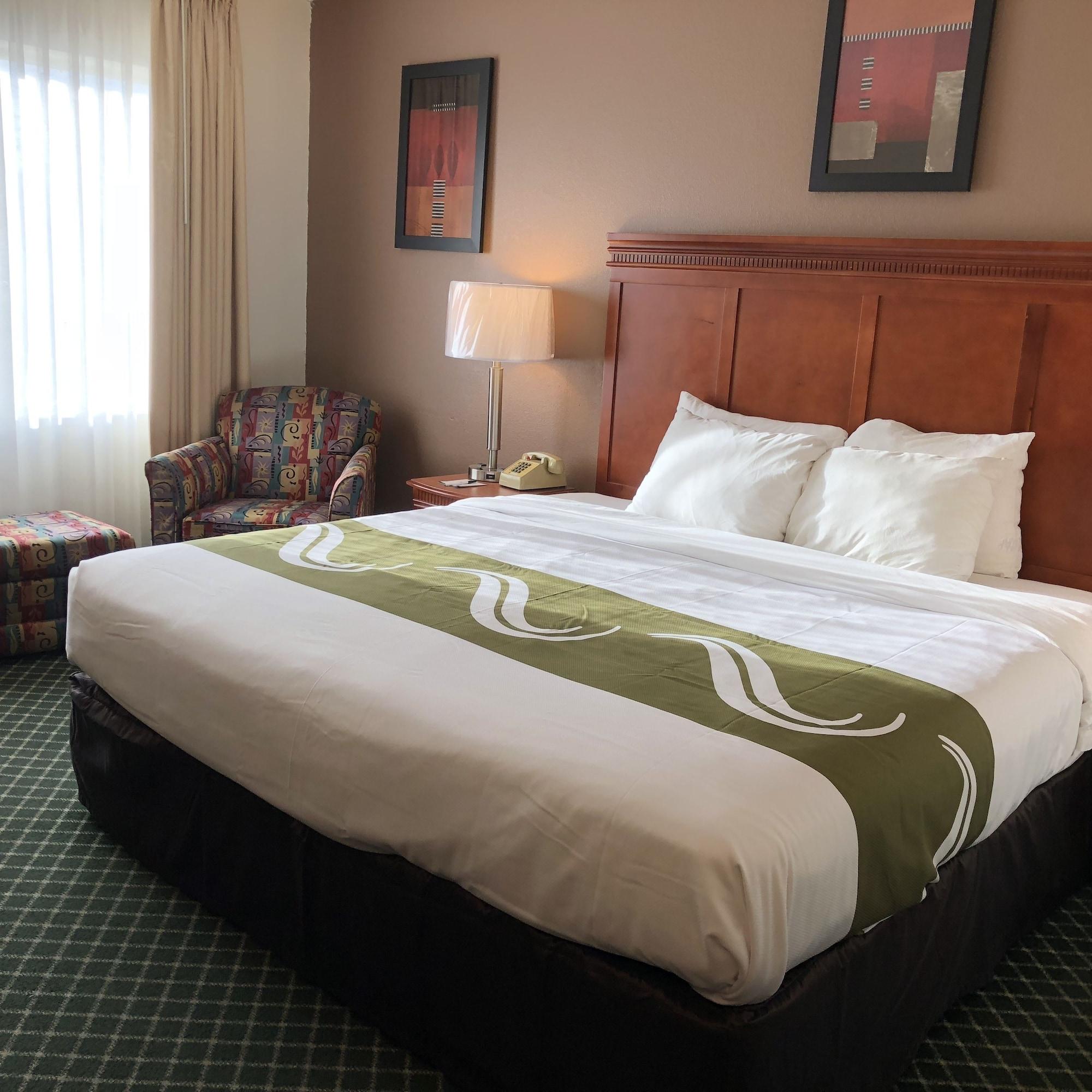Quality Inn Colchester - Burlington Esterno foto