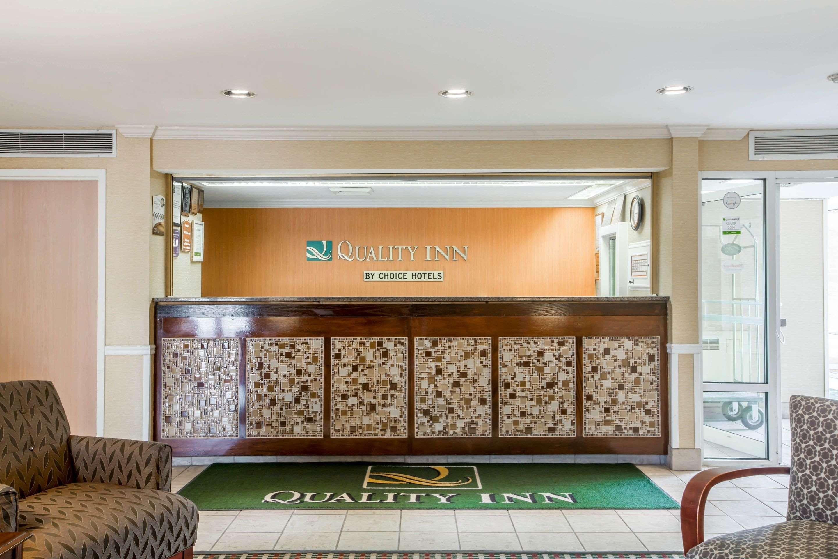 Quality Inn Colchester - Burlington Esterno foto