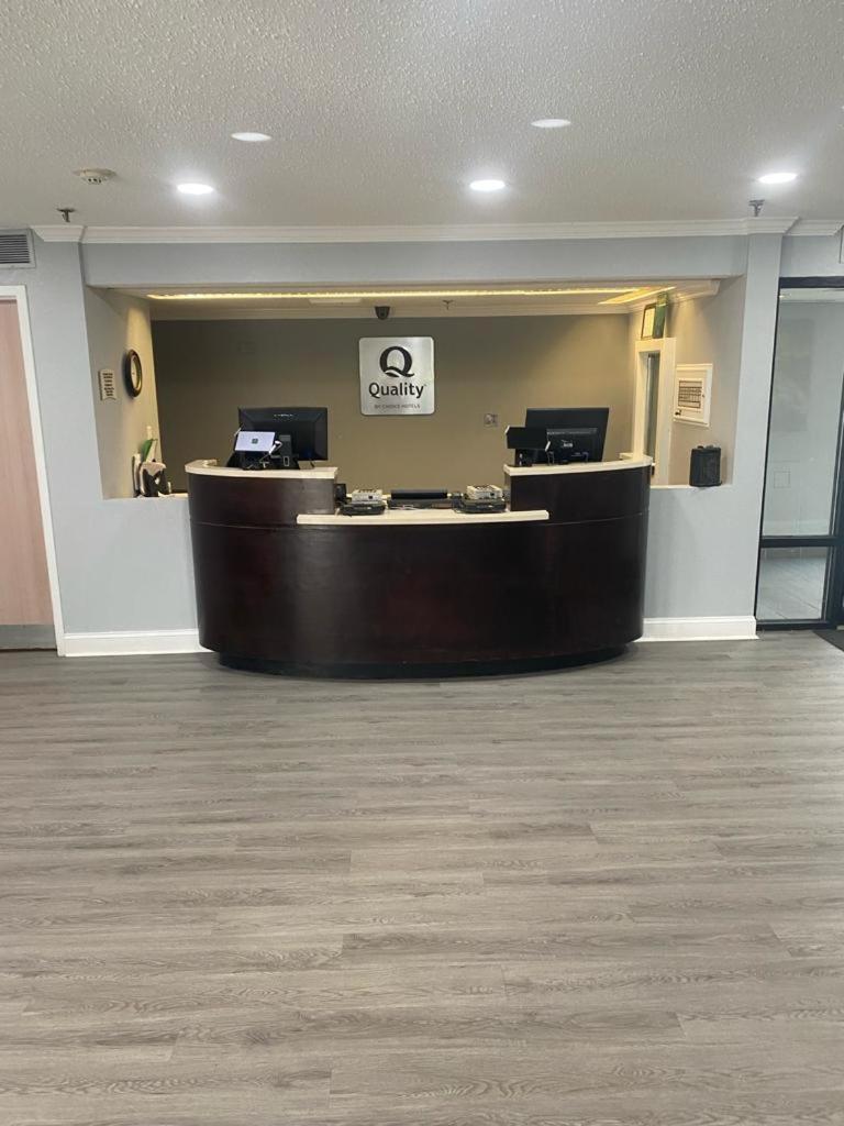 Quality Inn Colchester - Burlington Esterno foto