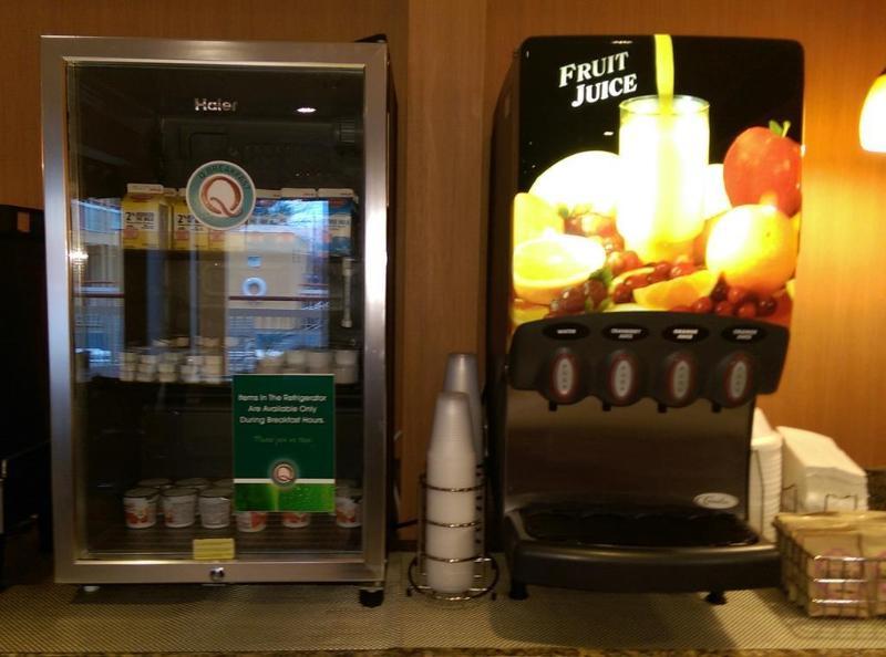 Quality Inn Colchester - Burlington Esterno foto